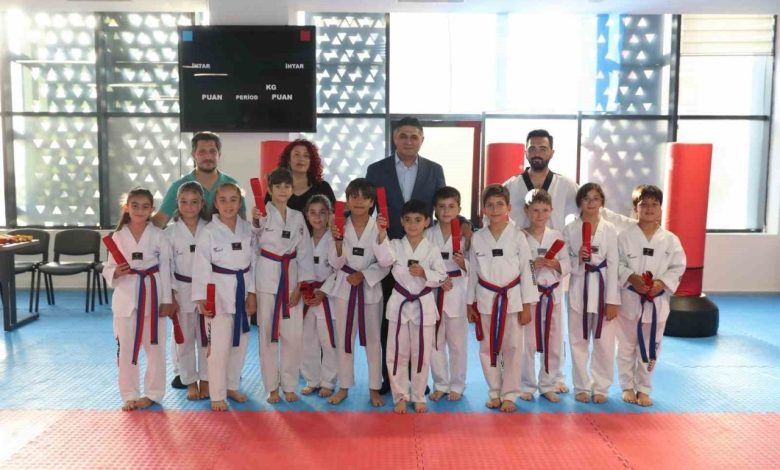 Aliağa Belediyesi Taekwondo Kursu’nun sporcuları kuşak atladı 1 aliaga belediyesi taekwondo kursunun sporculari kusak atladi bdf864481f91 |