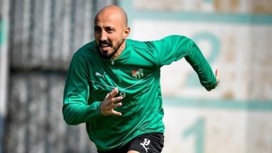 aliaga fk ahmet ilhan ozekle ilgileniyor 21eb1fec3f47 |