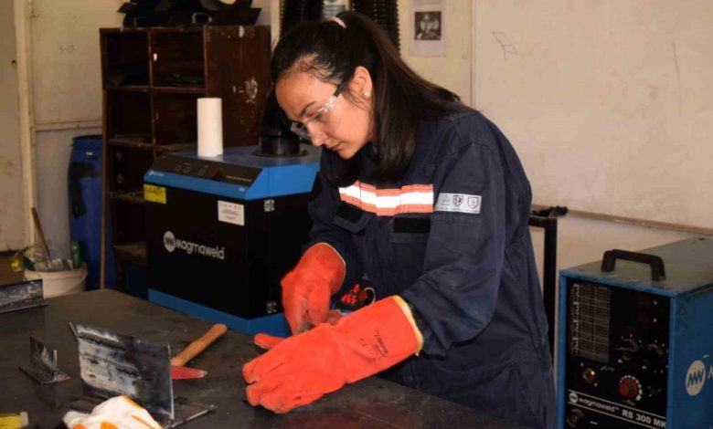 aliagada aranan personel yetisiyor programiyla sektore nitelikli is gucu kazandiriliyor 493f38924765 |