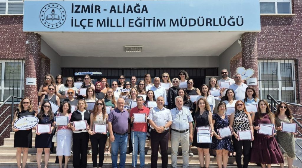 aliagada etwinning kalite etiketi toreni 0ecc9b829352 |