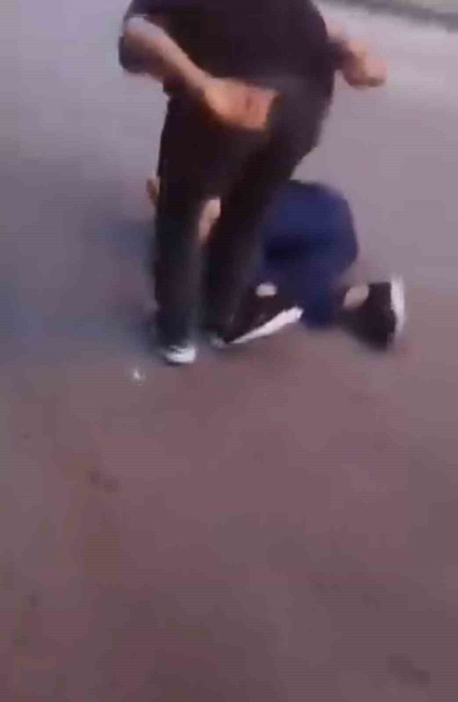 ankarada bir grup cocuk bicak cekip olduresiye darp ettikleri akranlarinin videolarini sosyal medya hesaplarindan yayinladi 68e1194a2569 |