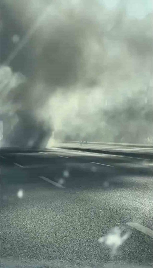 ankarada ogrenci tasiyan otobus alev alev yandi 71d21477ad1e |