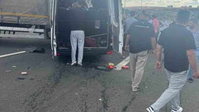 ankarada servis minibusu kamyona carpti 1 olu 5 yarali 102dce776834 |