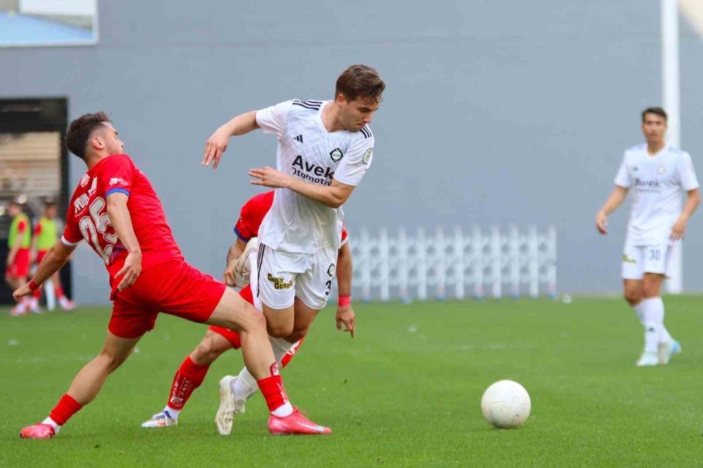 arda gezer altayla yollarinin ayrildigini acikladi bc89e73c3c63 |