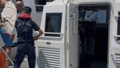 ayvalik aciklarinda gezi teknesinde rahatsizlanan sahis tahliye edildi 0c8ffaceefa5 |