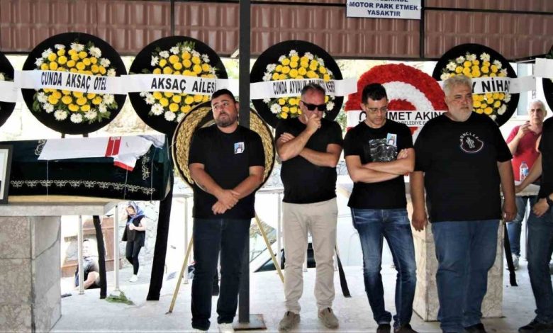 ayvalikta genc is insani murat ustali gozyaslariyla son yolculuguna ugurlandi 0c7df0aa2f06 |