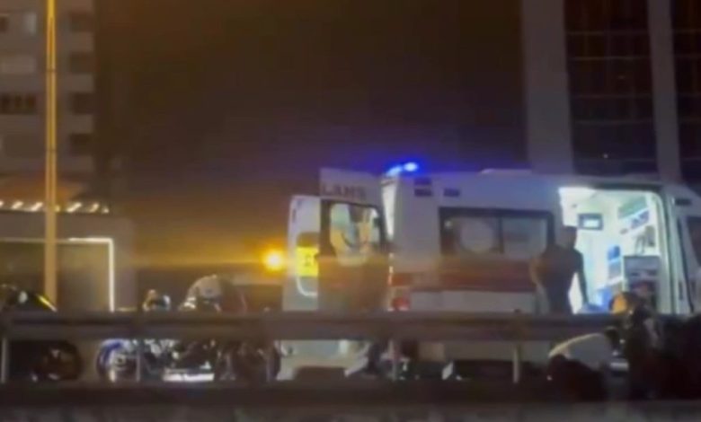 bahcelievlerde motosiklet ile otomobil carpisti 1 agir yarali e0e74706d9dd |