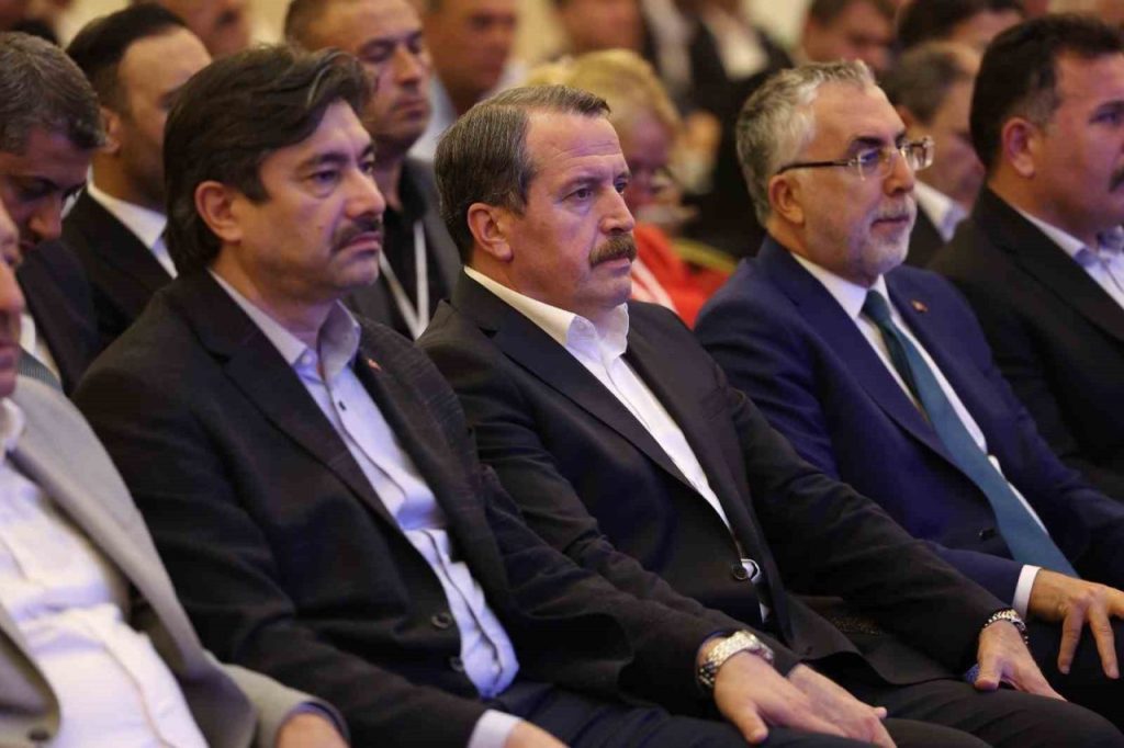 bakan isikhan 500 bin kadin 500 bin genc 45 bin engelli ve 275 bin yuksekogretim mezununu istihdama kazandirmayi hedefliyoruz cad93150b03f |