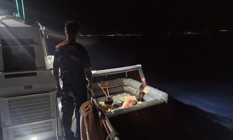 Ayvalık açıklarında 2 düzensiz göçmen kurtarıldı 1 balikesir aciklarinda 2 duzensiz gocmen kurtarildi 855629089051 |