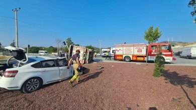 balikesirde kamyon ile otomobil carpisti 1 olu 1 yarali d4acf1b5b111 |