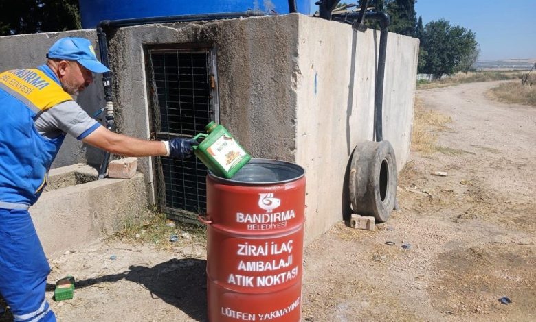 bandirma kirsalinda zirai atiklarla mucadele basladi bd559faead21 |