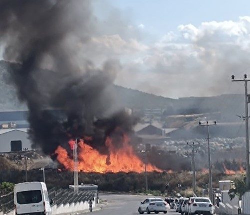 bandirma osbde palet yangini ekipler faciayi onledi 9030c28f89ad |