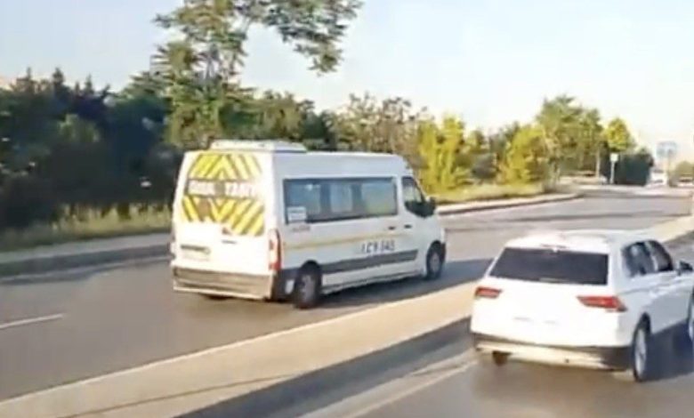 Başakşehir’de ters yönde ilerleyen araçlar trafikte tehlike saçtı 1 basaksehirde ters yonde ilerleyen araclar trafikte tehlike sacti 0baf07b76dc9 |