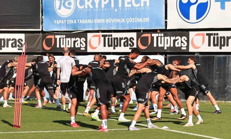 Beşiktaş, hazırlıklarına devam etti 1 besiktas hazirliklarina devam etti 893c41f65c75 |