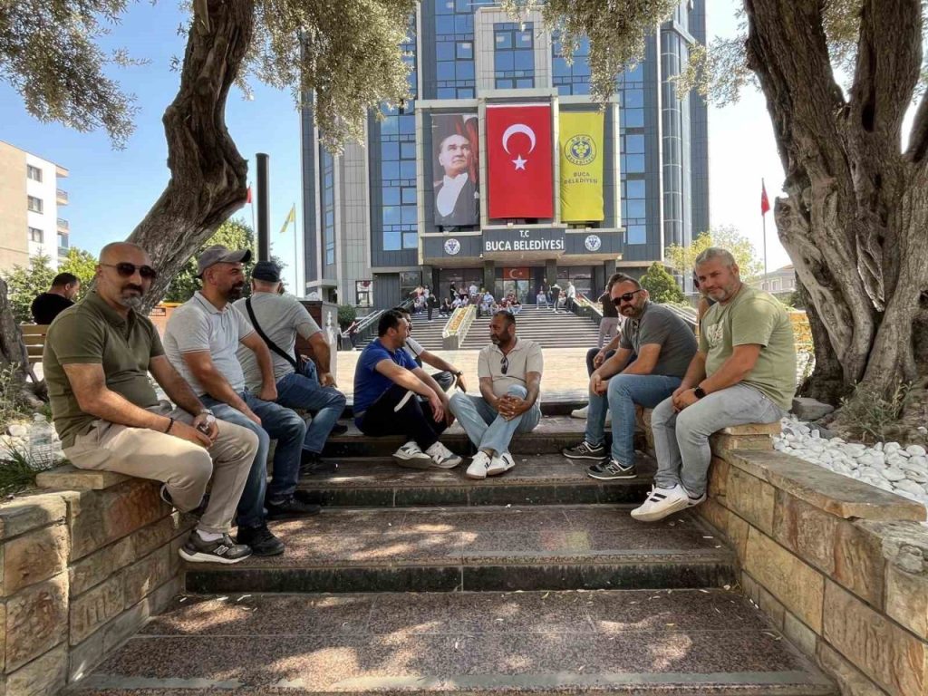 buca belediyesi calisanlari is birakma eyleminde 650c4d3cdc5b |
