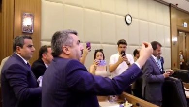 bursa buyuksehir meclisinde gerginlik a53e78b3e0e4 |