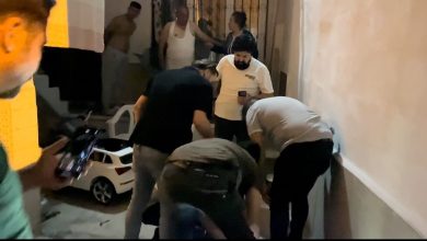 bursada sicak dakikalar ekiplerden kacmaya calisan aranan sahsin yakalanma ani kamerada bd6b6039c5bb |