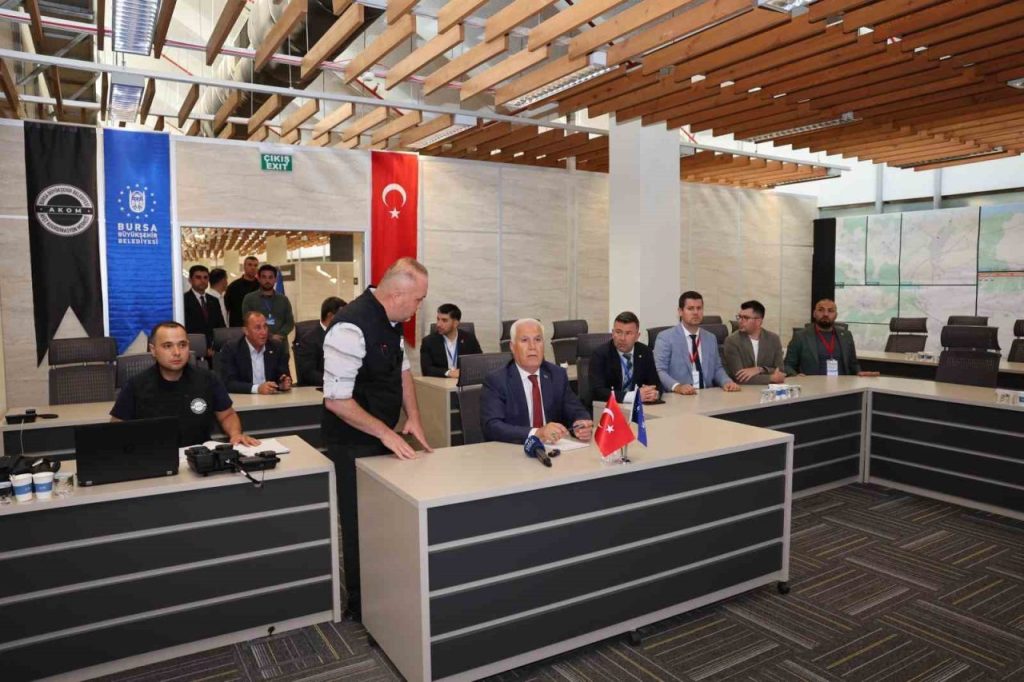 bursadaki orman yanginina mudahale suruyor 594c481cd05b |