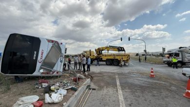 cubukta personel servisi ile canli hayvan yuklu kamyonet carpisti 3 yarali 1a05369376af |