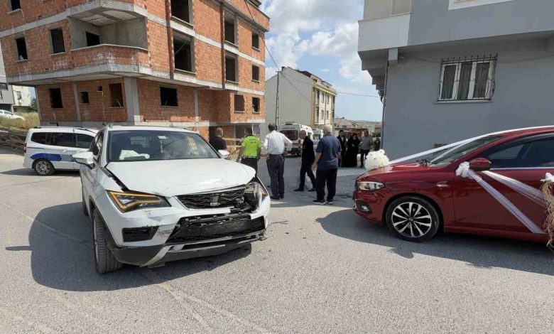 dugun konvoyu kazaya karisti bir otomobil bina bosluguna dustu 758924483043 |