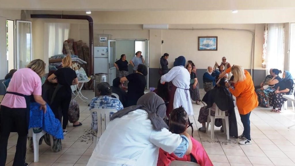 edremit halk egitimi merkezinden ucretsiz kuafor hizmeti 57b6bb941e1b |