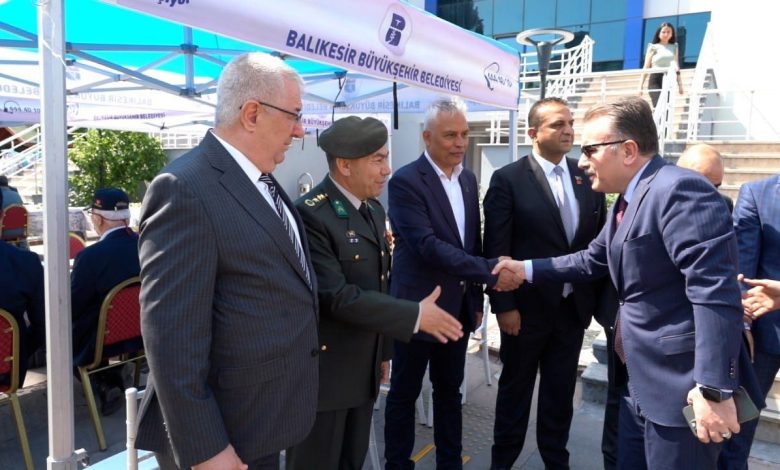 edremitte kurumlar arasi bayramlasma toreni duzenlendi e58807f8decc |