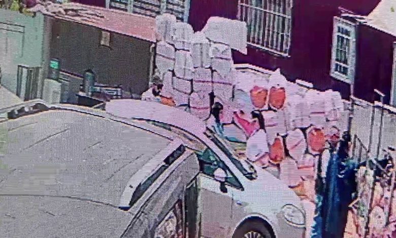 hirsizlar once araci kesfetti sonra altinlari caldi 9e079a1cefa3 |