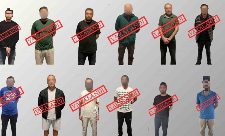 icisleri bakani yerlikaya kirmizi bultenle aradigimiz 11 ulusal seviyede aradigimiz 1 olmak uzere 12 sucluyu ulkemize getirdik a4df690f4434 |