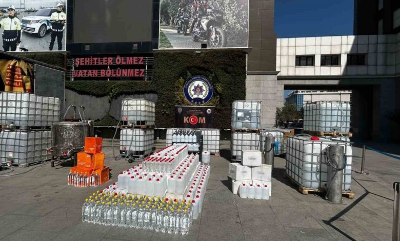 istanbulda yaklasik 19 ton sahte alkol ele gecirildi cc3dd69d796e |