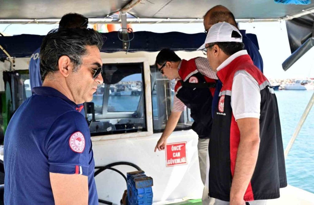 izmirde balikcilara yonelik denetimlerde ceza yagdi 0e00cc5af560 |