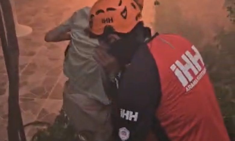 izmirdeki yangindan duygu dolu goruntuler mahsur kalanlari ekipler boyle kurtardi db3e774f84ca |