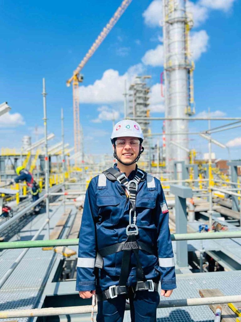 izmirden avrupa sahnesine 5aad5588318d |