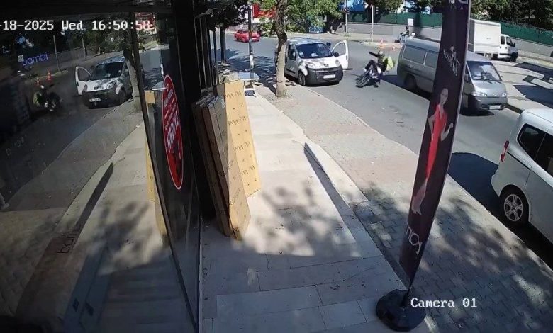 kartalda arac kapisina carpan motosiklet surucusu yaralandi 13b49471393d |