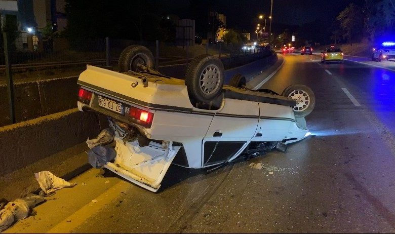 Kartal’da kontrolden çıkan otomobil takla attı: 2 yaralı 1 kartalda kontrolden cikan otomobil takla atti 2 yarali ce793d18105a |
