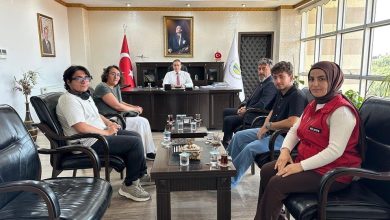 kaymakam memis munazara yarismasinda dereceye giren ogrencileri odullendirdi 74ee1bd3c7ca |