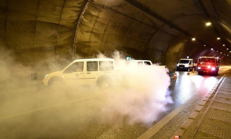 Konak Tüneli’nde gerçeği aratmayan yangın tatbikatı 1 konak tunelinde gercegi aratmayan yangin tatbikati f5dd2f602f4e |