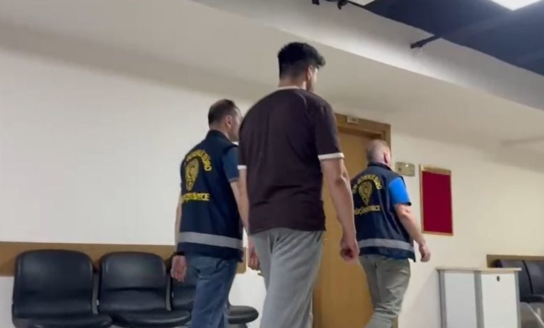 Küçükçekmece’de otluk alanı yakan şahıs tutuklandı 1 kucukcekmecede otluk alani yakan sahis tutuklandi ef323797832f |