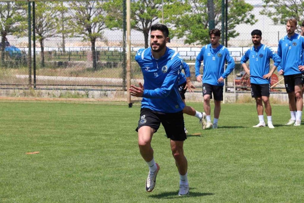 menemen fkda mazlum demir takimdan ayriliyor 6bbb3a3b7efa |