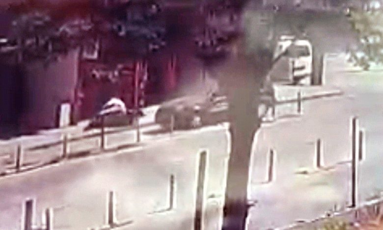 Otomobilin çarptığı motosikletli yaralandı 1 otomobilin carptigi motosikletli yaralandi 4b84db8b9002 |