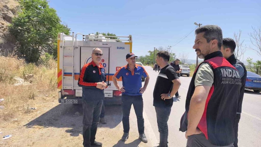 otostop cektikten sonra sirra kadem basan adam her yerde araniyor 8161ed6bf27f |