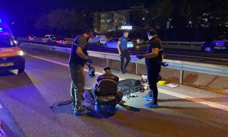 otoyoldan karsiya gecerken otomobilin carptigi bir kisi hayatini kaybetti cdd799717bb1 |