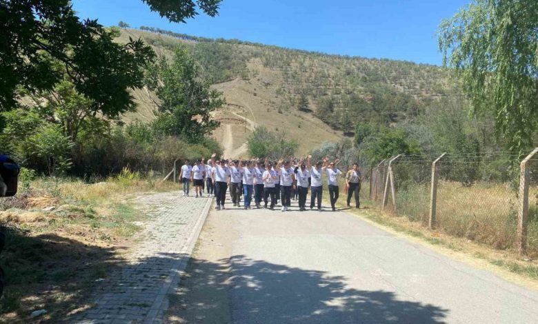 Özel güvenlikler, Özel Güvenlik Günü ve Haftası’nı Eymir’de yürüyerek kutladı 1 ozel guvenlikler ozel guvenlik gunu ve haftasini eymirde yuruyerek kutladi bb1565069cab |