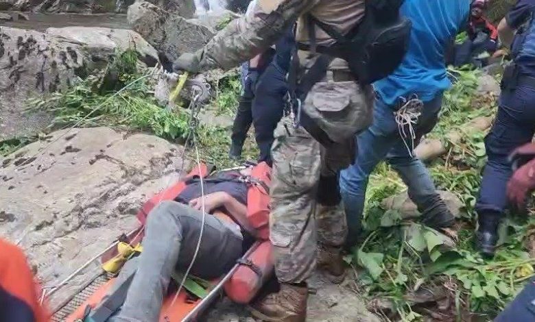 protez ayagi cikinca uludag eteklerinde mahsur kaldi abd851179f3e |