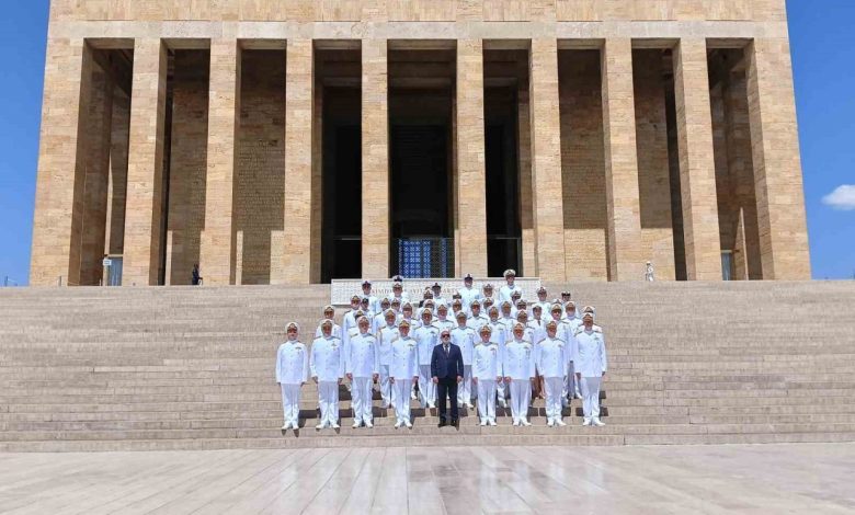 Sahil Güvenlik Komutanlığı, kuruluşunun 43. yıl dönümü dolayısıyla Anıtkabir’i ziyaret etti 1 sahil guvenlik komutanligi kurulusunun 43 yil donumu dolayisiyla anitkabiri ziyaret etti 2c0e4538be97 |