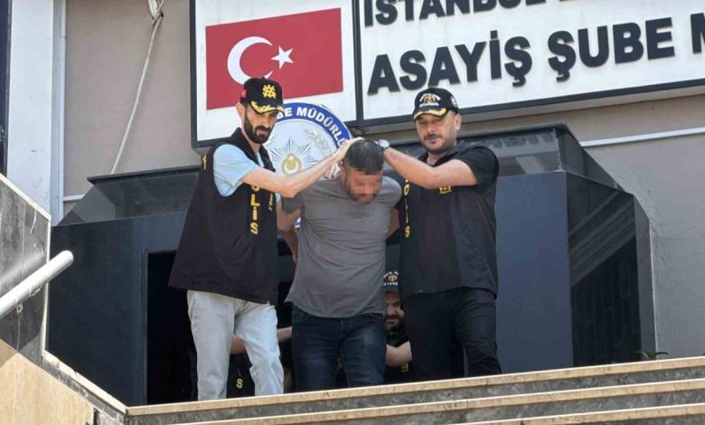 sultangazide kahvehanede silahini gosterdi kalbinden vuruldu 2 supheli yakalandi c57485092f00 |