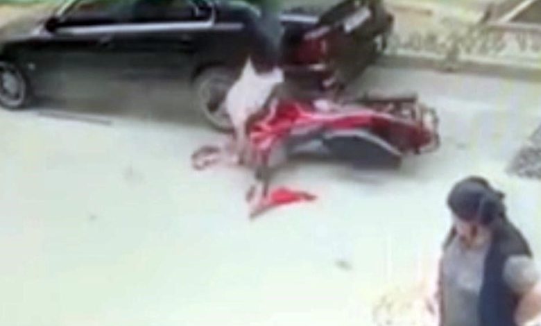 Sultangazi’de motosikletli, park halindeki otomobile çarptı 1 sultangazide motosikletli park halindeki otomobile carpti 1c3465d9aba0 |