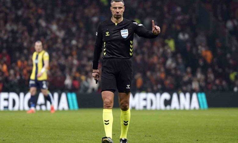 super ligde en cok duduk calan hakem cihan aydin 172b8229d1b1 |