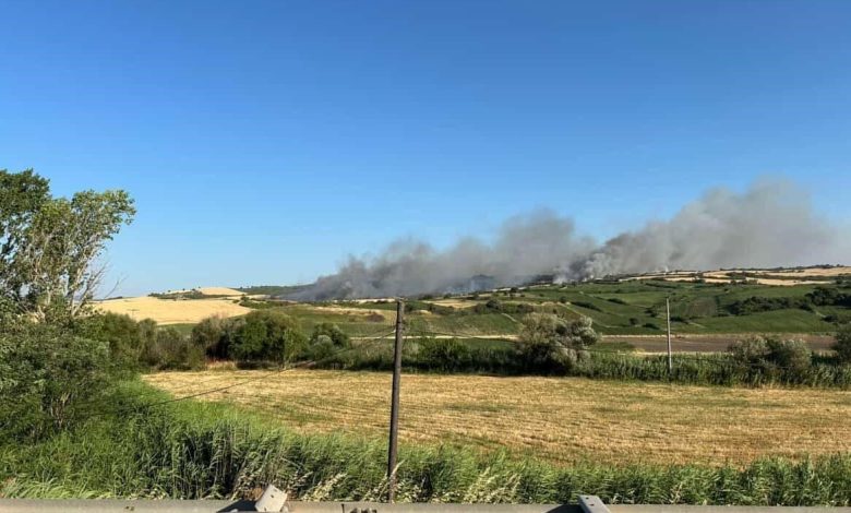 susurlukta arazi yangini sondurme calismalari suruyor e820ec22bf17 |