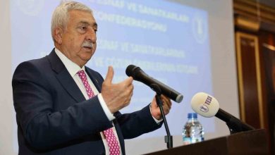 tesk genel baskani palandoken deri sektorunde 25 milyar dolarlik bir ithalat yapiyoruz e60ddf4d0cf3 |