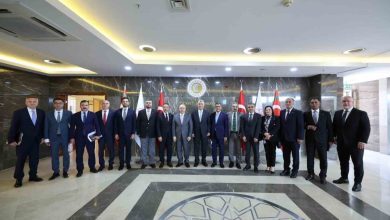 ticaret bakani bolat uluslararasi nakliyeciler dernegi uyeleriyle bir araya geldi 70cd60c1b9b5 |